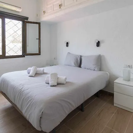 Апартаменты Sunset Сан-Бартоломе